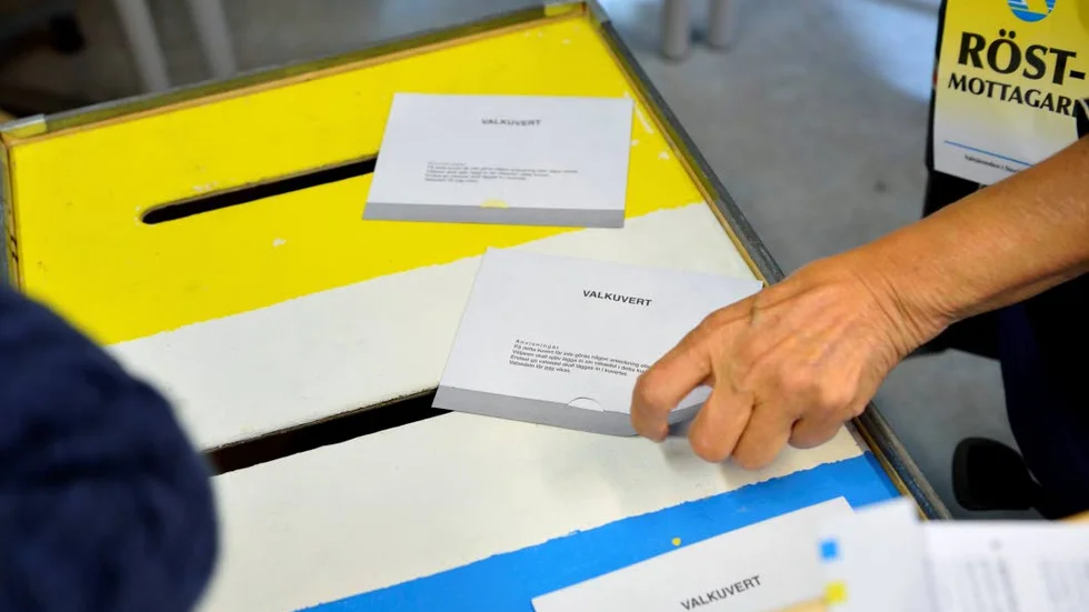 OGILTIGA RÖSTER. På grund av en miss i hanteringen av poströster har 145 röster i Piteå kommun inte räknats in i valresultatet. De kommer nu att förseglas på länsstyrelsen. Ingen får veta om de påverkat valet eller inte.