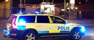 Försökte köra från polis