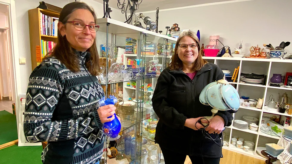 De har förverkligat en dröm de haft i många år. Anette Jaensson och Veronica Haag har öppnat en second hand-butik i Enköping, Skynda Fynda, på Torggatan.