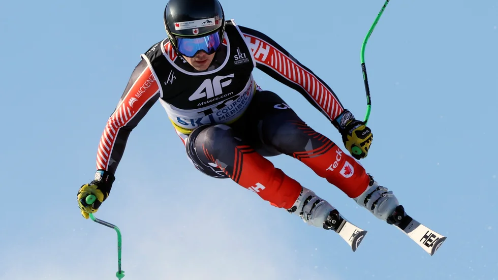 Kanadas James Crawford i sitt super-G-åk.