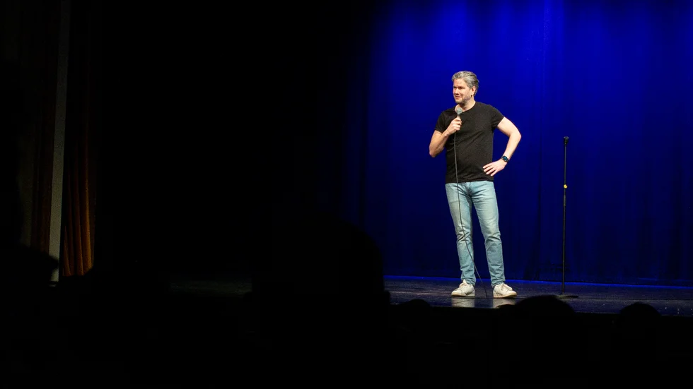 Fredrik Andersson uppträdde under lördagen inför två fullsålda hus i Nyköping.