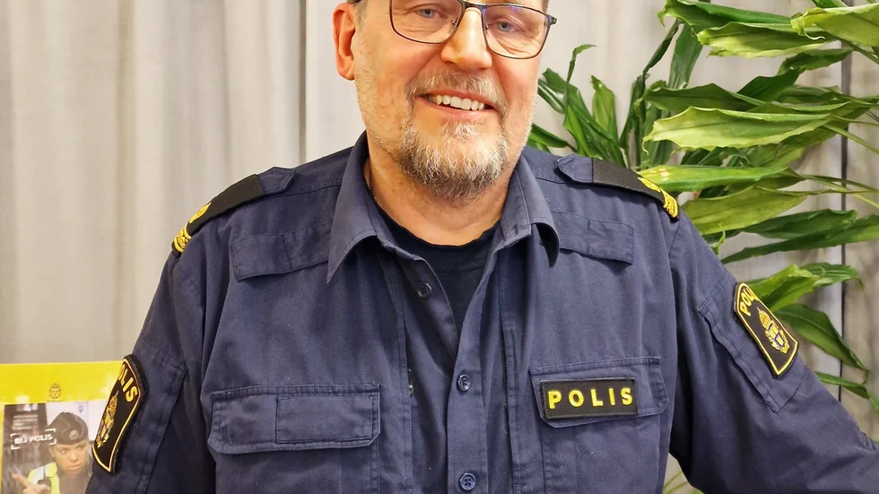 Polisen Johnny Green informerade om de ökande bedrägeriförsöken mot äldre. 