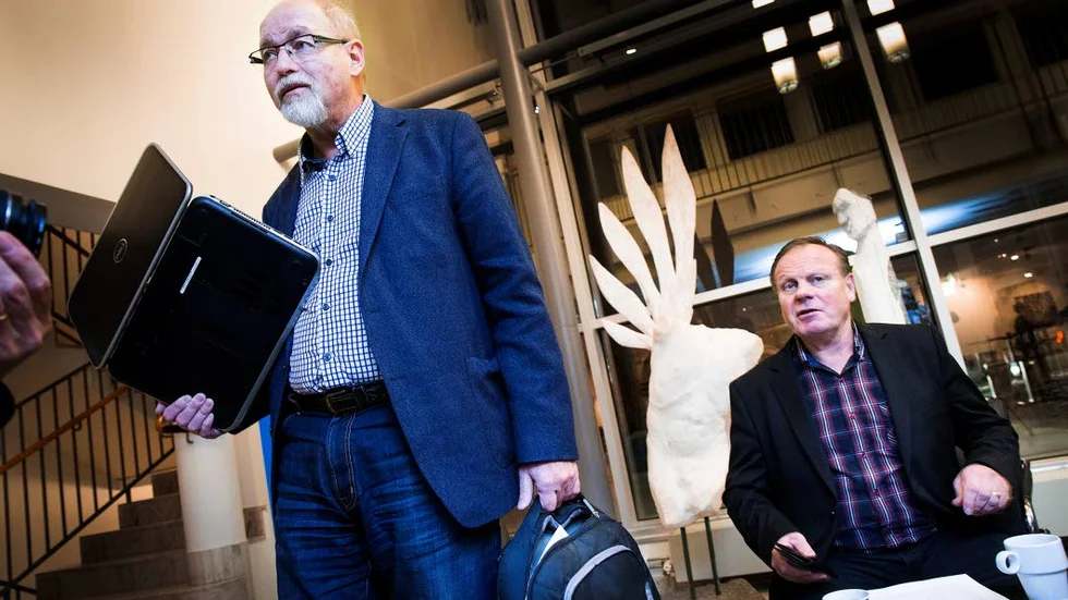 STÖDJER FÖRSLAGET. Bengt Westman och Bengt Niska är beredda att stödja valen av Maria Stenberg och Glenn Berggård om det blir ett extra landstingsfullmäktige.