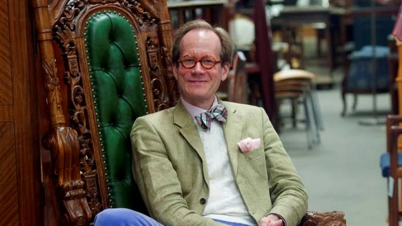 Johan Hakelius tröstar sig med en nostalgitripp tillbaka till ett färgstarkt förflutet.
