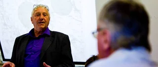 "Försvaret idiotförklarar oss"