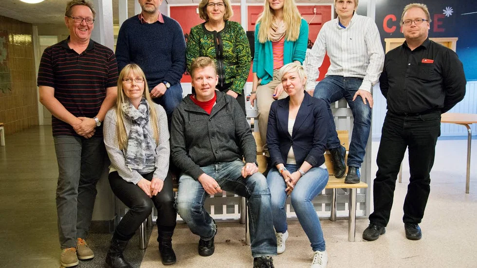 Nämnd. Barn-, utbildnings- och kulturnämnden i Gällivare har beslutat att införa ett kultur- och ungdomsutskott. På bilden övre raden Urban Isaksson, Karl- Erik Taivalsaari (V) vice ordf, Eva Alriksson (M) orförande, Jenny Jänkänpää (MP), Joakim Nordstran (MP), Jerker Johansson. Sittande Anneli Isaksson (MAV), Niklas Johansson (NS) och Pernilla Fagerlönn (V).