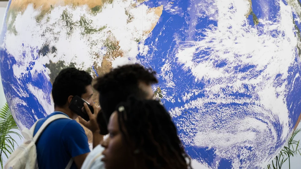 Det finns oro för att egyptiska myndigheter övervakar deltagare på FN:s klimatkonferens COP27 i Sharm el-Sheikh.