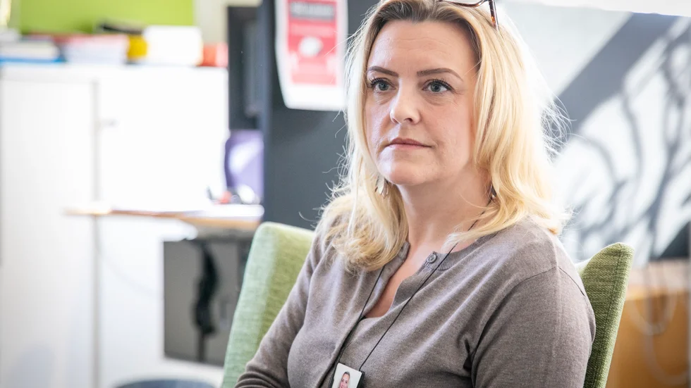 Therese Stenbeck är alkoholhandläggare på Region Gotland.  "Problemet med de här verksamheterna är att de har öppet kort tid och våra kvarnar maler långsamt", säger hon.