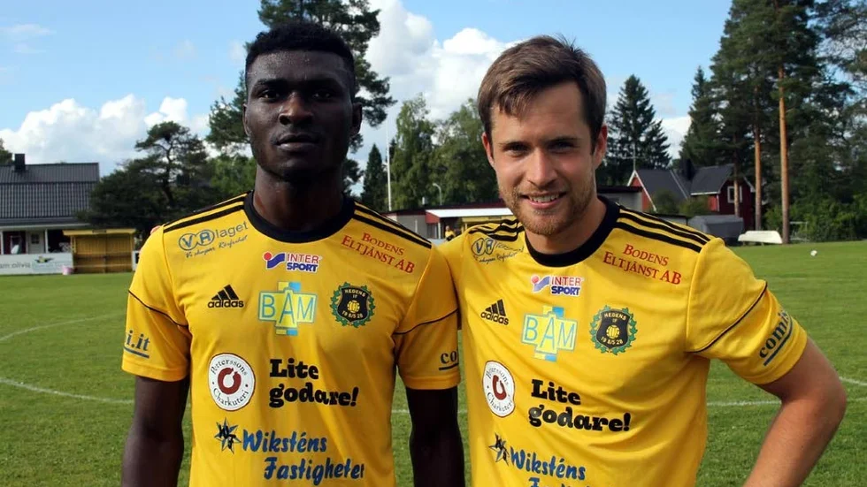 Det nya anfallsparet som ger Heden hopp. Precious Johnson och Erik Kihlman gjorde stor lycka när Sunnanå besegrades med 5-1.