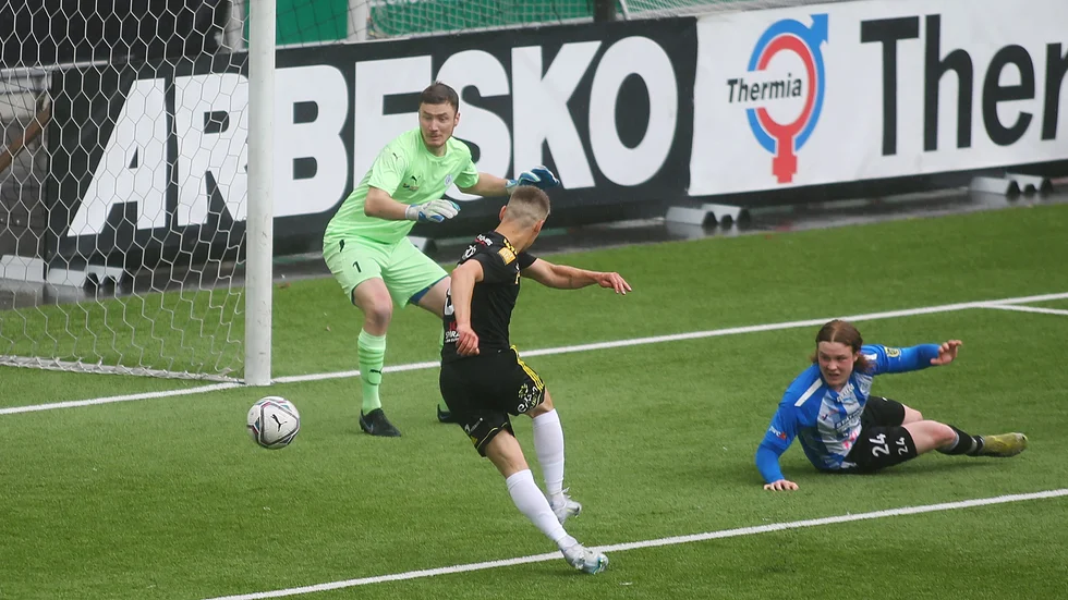 Smedby tuffar på i toppen av tabellen efter dagens 3–1-seger mot Trosa-Vagnhärad.