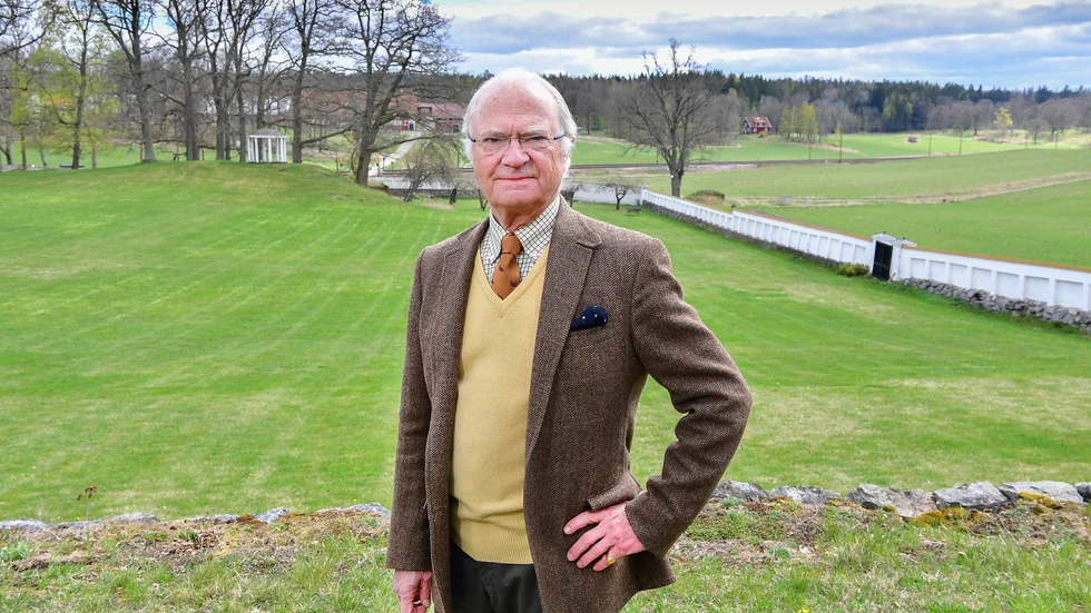 Om kungen verkligen vill visa sörmlänningarna sin tacksamhet föreslår vi att han avskaffar hertigdömet Södermanland och abdikerar, skriver Olle Nykvist och Helene Ludvigssson, Republikanska föreningen.