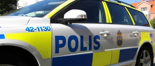 Tonåringar i bråk om hockeyklubba - polis tillkallades