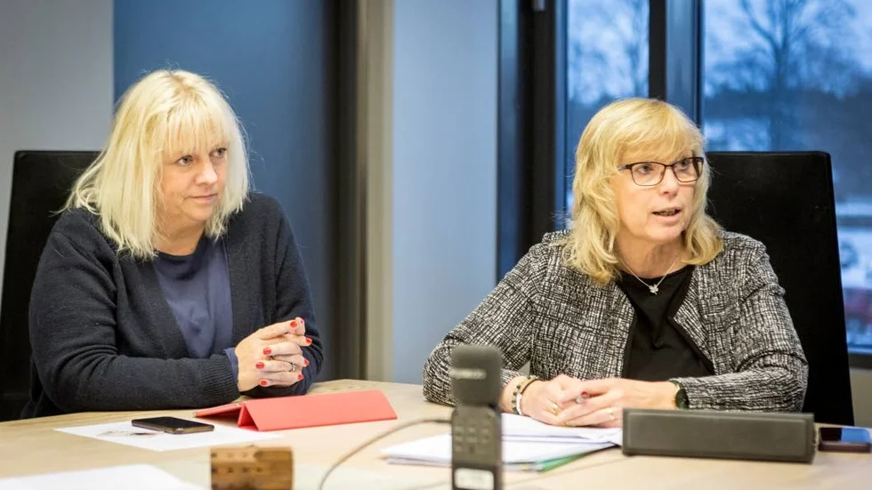 Meit Fohlin (S), oppositionsråd och Eva Nypelius (C), regionstyrelsens ordförande har delade åsikter om den budget som röstats igenom.