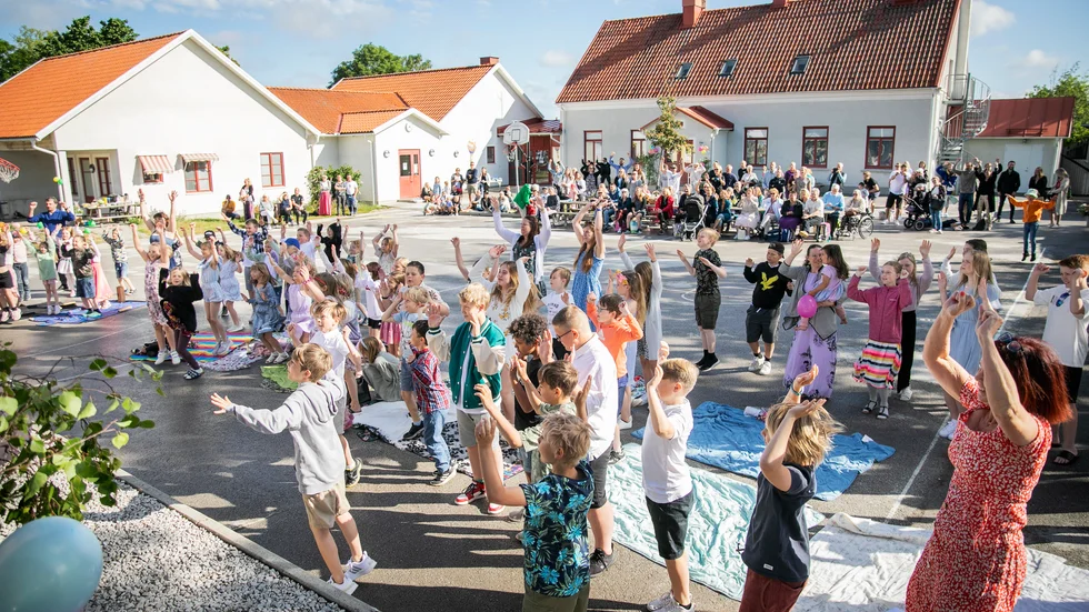 Arkivbild från en skolavslutning vid Endre skola, i juni 2022.