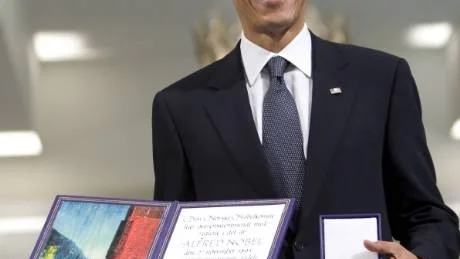 Fredspriset skall vara en blåslampa för att förändra världen. Därför var det rätt att ge president Obama Nobels fredspris.