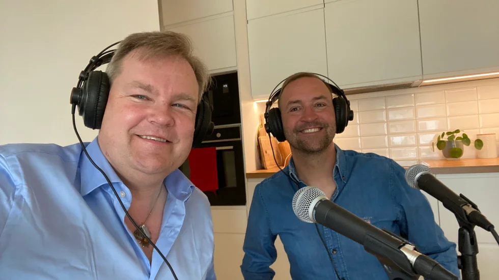 Podd. Sportsnacks avsnitt 5 spelades in i köket på Verkstadsön i Motala, hemma hos gästen Jim Petersson. En genomgång av lokala fotbollen så här långt.