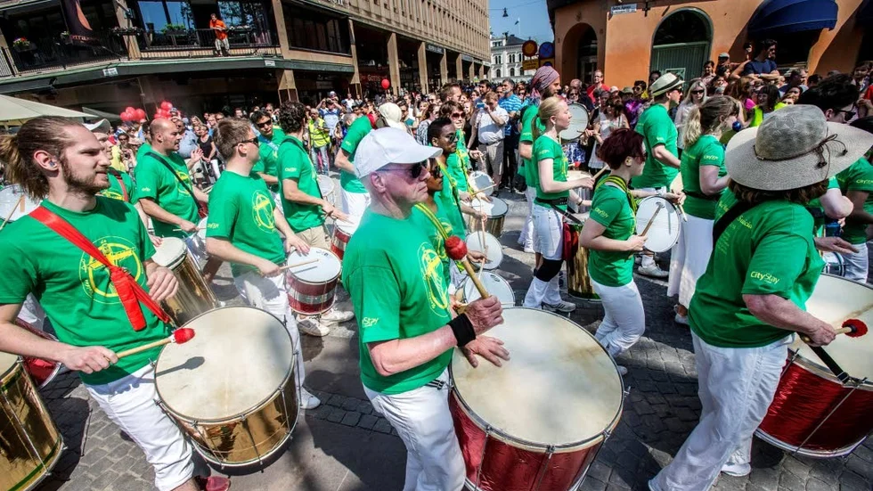Samba São Miguel trummar på. Här under Kulturernas karneval 2014. 