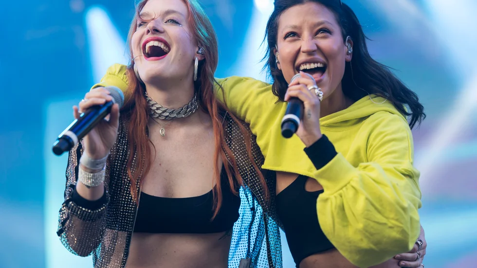 Inga mindre än Icona pop kommer till Öregrund i sommar under Båtveckan.