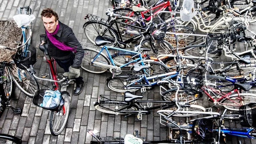 Drabbad. – Den senaste cykeln jag köpt är en ny och då ingick en stöldskyddsförsäkring, så det lönar sig att köpa en ny, säger Åskar Andersson Biståndshandläggare, Tuna backar