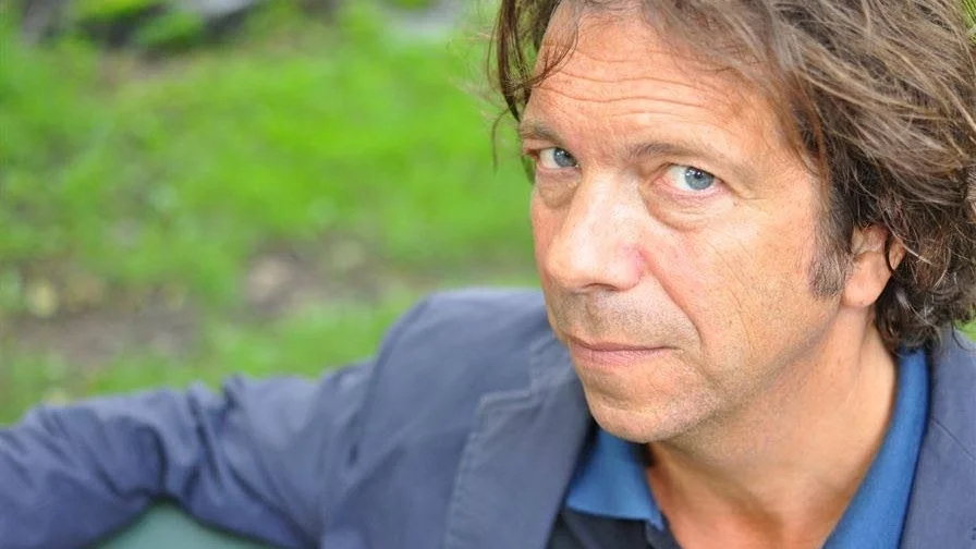 Thomas Anderberg var mest känd som uppskattad musikkritiker i DN. Han avled för knappt ett år sedan i sviterna efter en hjärntumör.
