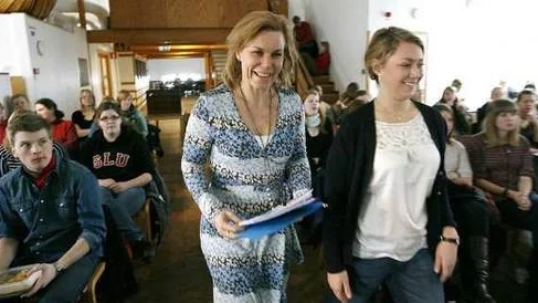 Biståndsminister Gunilla Carlsson besöker SLU.