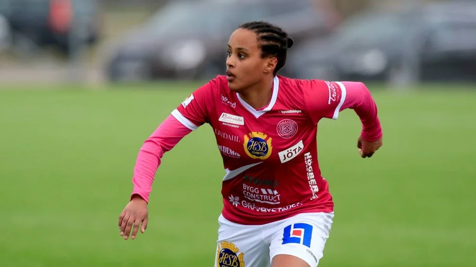 Sista hemmamatchen. Uppsala Fotboll och Ariam Berhane möter Böljan hemma. Hon är en av få med kontrakt med laget nästa säsong.