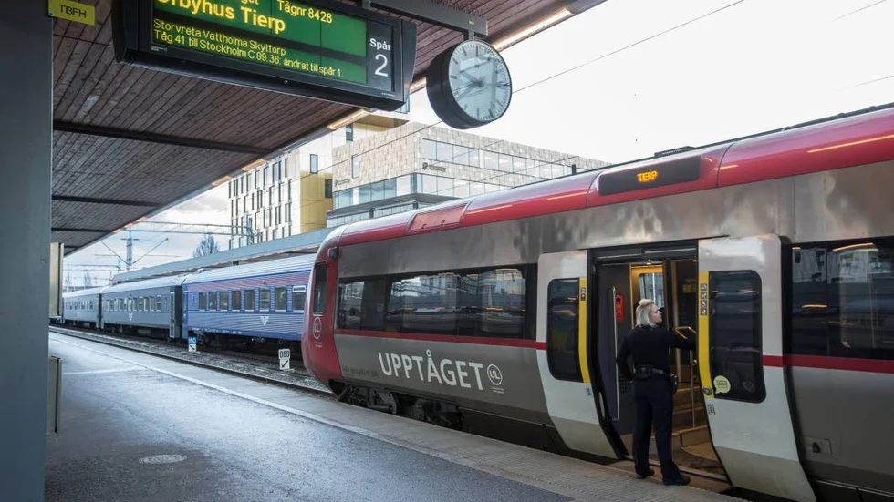 Dagens upptåg ska ersättas med dubbeldäckare. Och från 2025 räknar UL med att det även behövs möjlighet att köra längre tåg.
