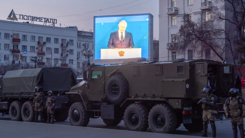 För den ryska statsledningen och dess soldater i Ukraina har språket varit ett vapen precis som stridsvagnar, granatkastare och luftvärnsrobotar. 