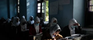 Flickors skolgång stoppad i Afghanistan