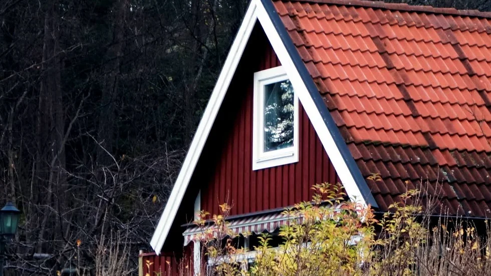 Reavinsten borde justeras efter inflationen, skriver Mats Åkerblom.
