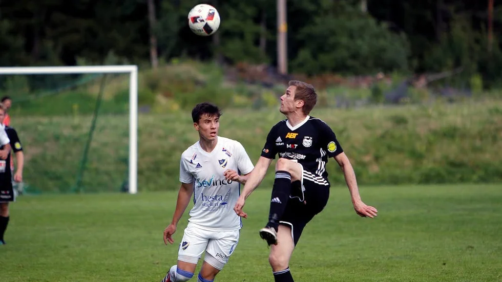 IFK Uppsala i en match mot Fanna BK i juni.