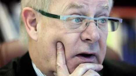 Landshövding Peter Egardt.