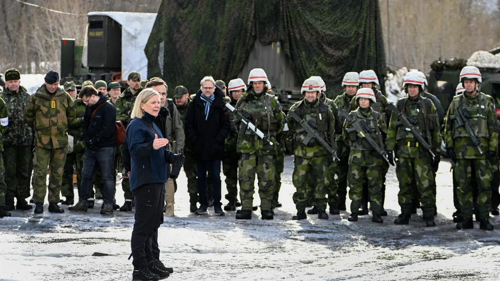 LEDNING. Statsminister Magdalena Andersson (S) besökte under den gångna veckan den internationella militärövningen Cold Response i Norge.