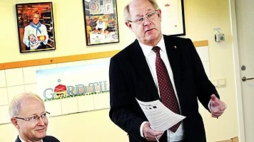 SLU:s vice rektor Johan Schnürer och landshövding Peter Egardt.