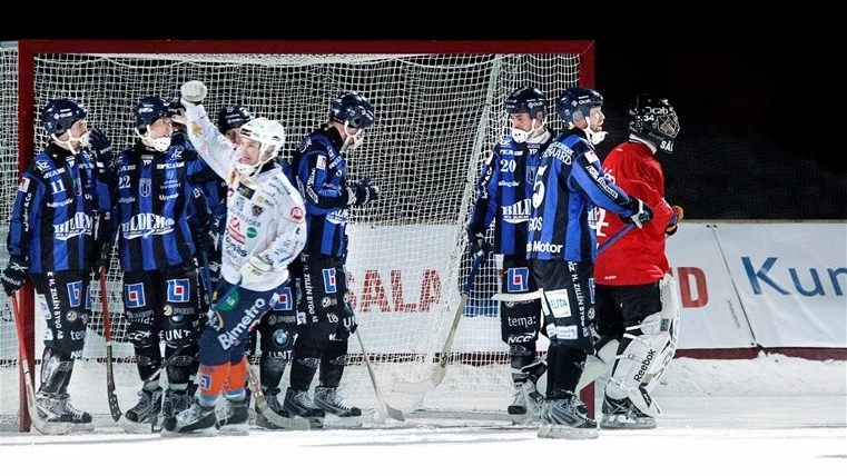 Sirius förlorade den fjärde kvartsfinalmatchen med 2-7.