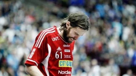 Örjan Skogström får lämna Storvreta.
