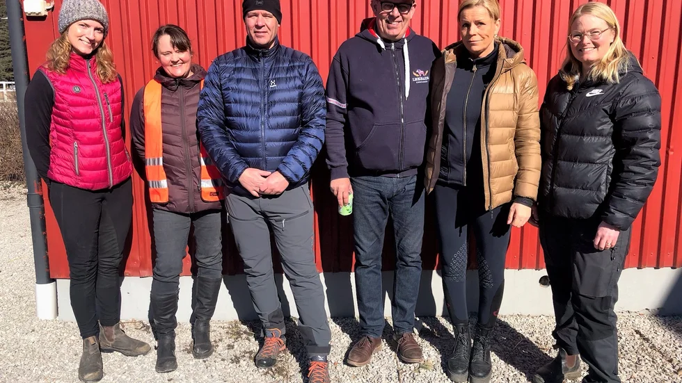 Christine Senter, Monica Andersson, Mattias Ardin, Sylve Söderstrand, Marlene Malmqvist (verksamhetsledare) och Madelene Johansson är delar av Wisby ridklubbs nya styrelse. 