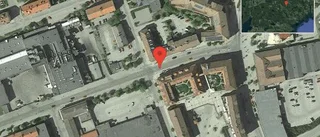 Stopp på väg 666 på grund av trafikolycka med flera fordon