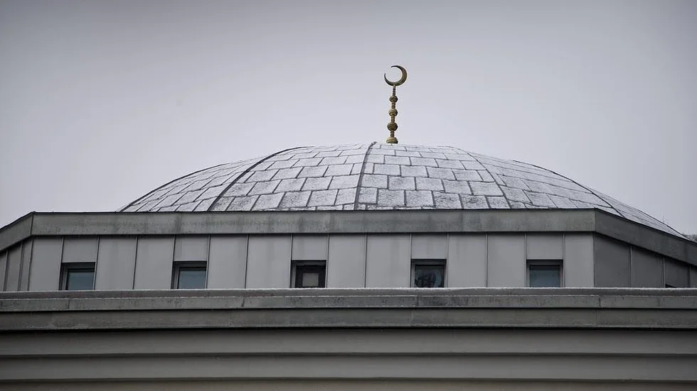 Imamutbildning. Varför finns ingen för kvinnor i Sverige?