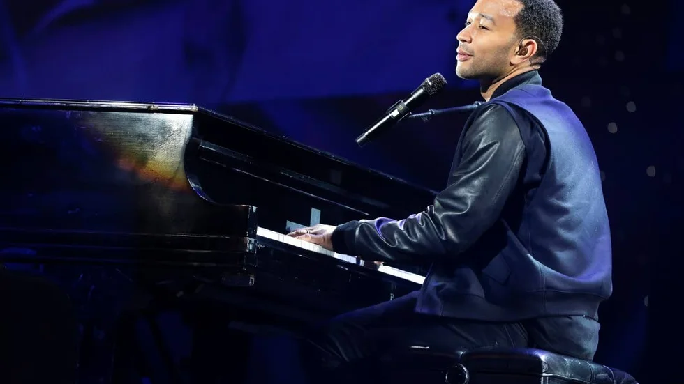 Nybliven pappa. John Legend sjunger om både kärleken till sin dotter och om medborgerliga rättigheter på nya albumet "Darkness and light".