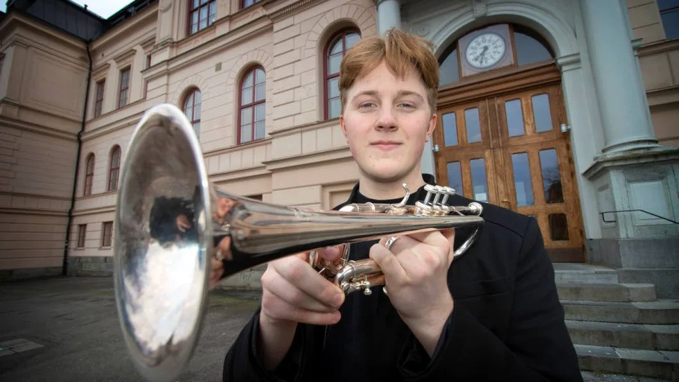 Ture Herrgårdh från Mjölby var en av dem som fick Linköpingsmusikernas stipendium förra året. Nyligen vann han också det prestigefyllda Polsjtärnepriset.