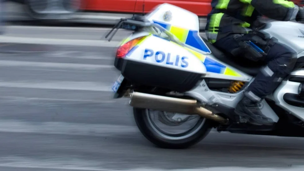 MC-polisen. Han stoppade bilisten när denne svängt in på avfarten Mjölby östra.