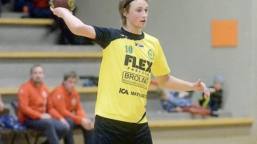 Robin Löfstedt gjorde sex mål, men hans Hultsfred förlorade trots det med 34-27 borta mot Eslöv.
