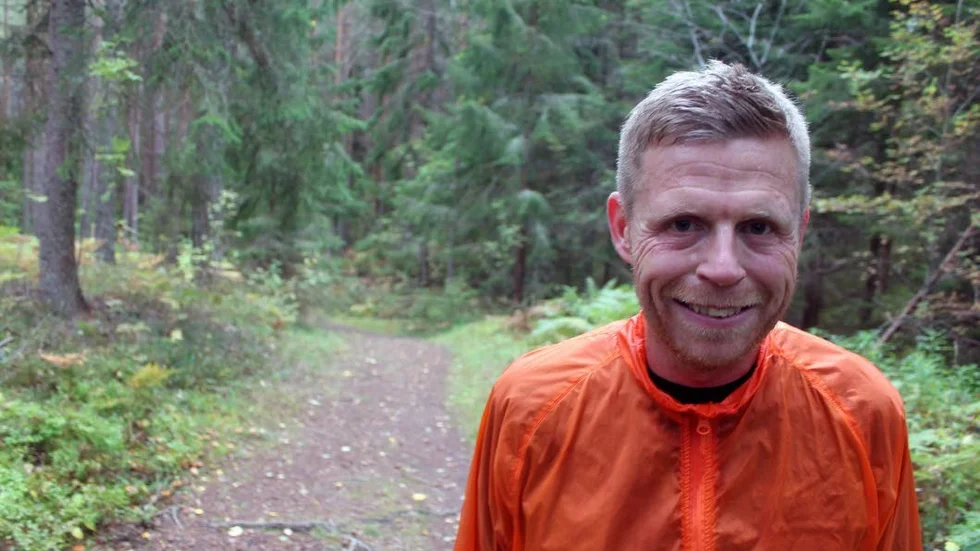 DUBBEL. Motalakillen Thomas Sandell kom i mål i sina två Lidingölopp i lördags. Först 15 kilometer och sedan 30.