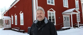 Han fixar allspel, sång och dans
