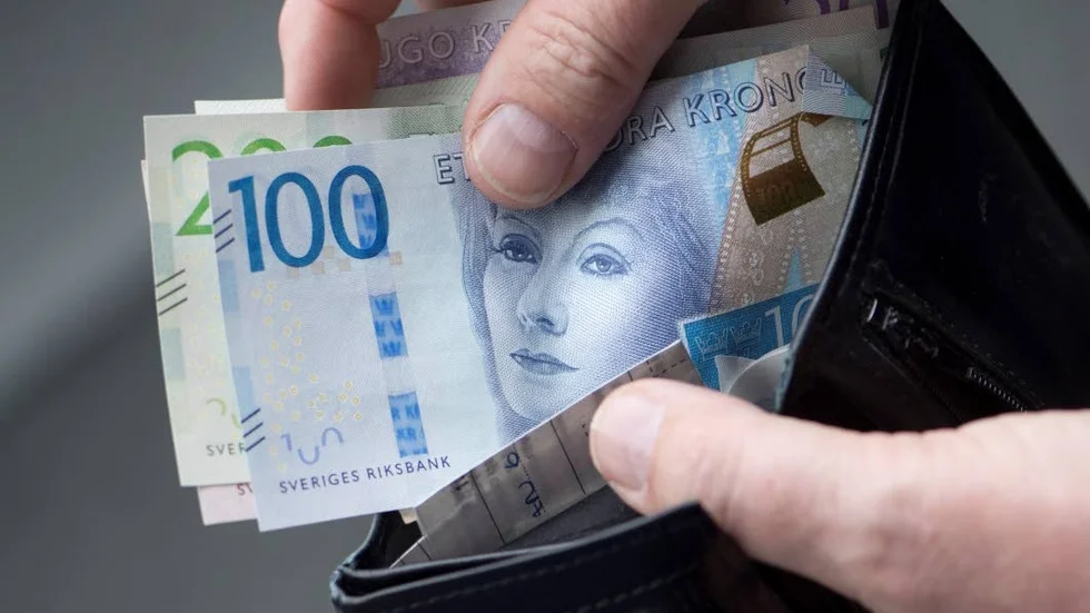 Kostnader.
Inger Wiman fortsätter debatten om kommunens kostnader för ränteswapparna.