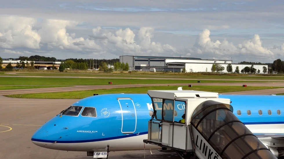 Linköping City Airport trafikeras av KLM. 