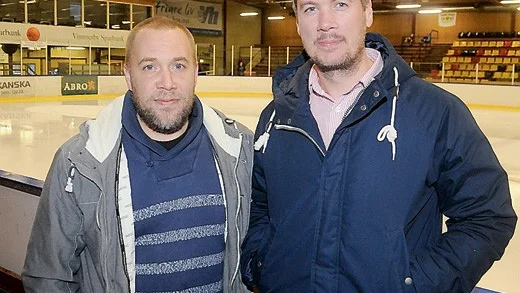 Tobias Jahr och Andreas Malmunger och resten av VH:s sportgrupp fortsätter jobba med lagbygget. I går blev centern Hampus Harlestams truppens andra nyförvärv.