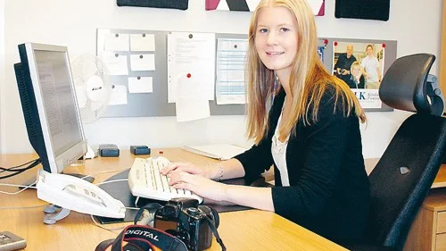 Skrivglädjen hade hon, men det var först efter ett år på "fel" program som Nea Glad förstod vad hon ville bli. Journalist.