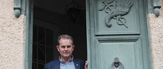 Han donerar 50000 till sin arbetsplats